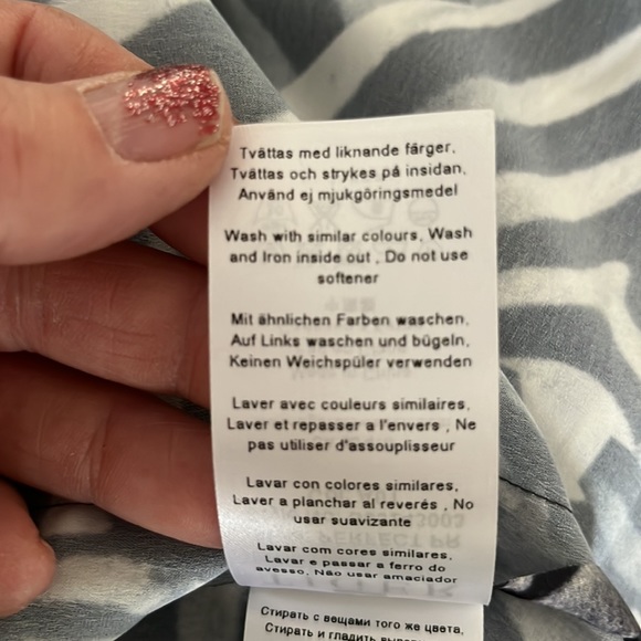 VGUC Tiger of Sweden blouse - Picture 8 of 9